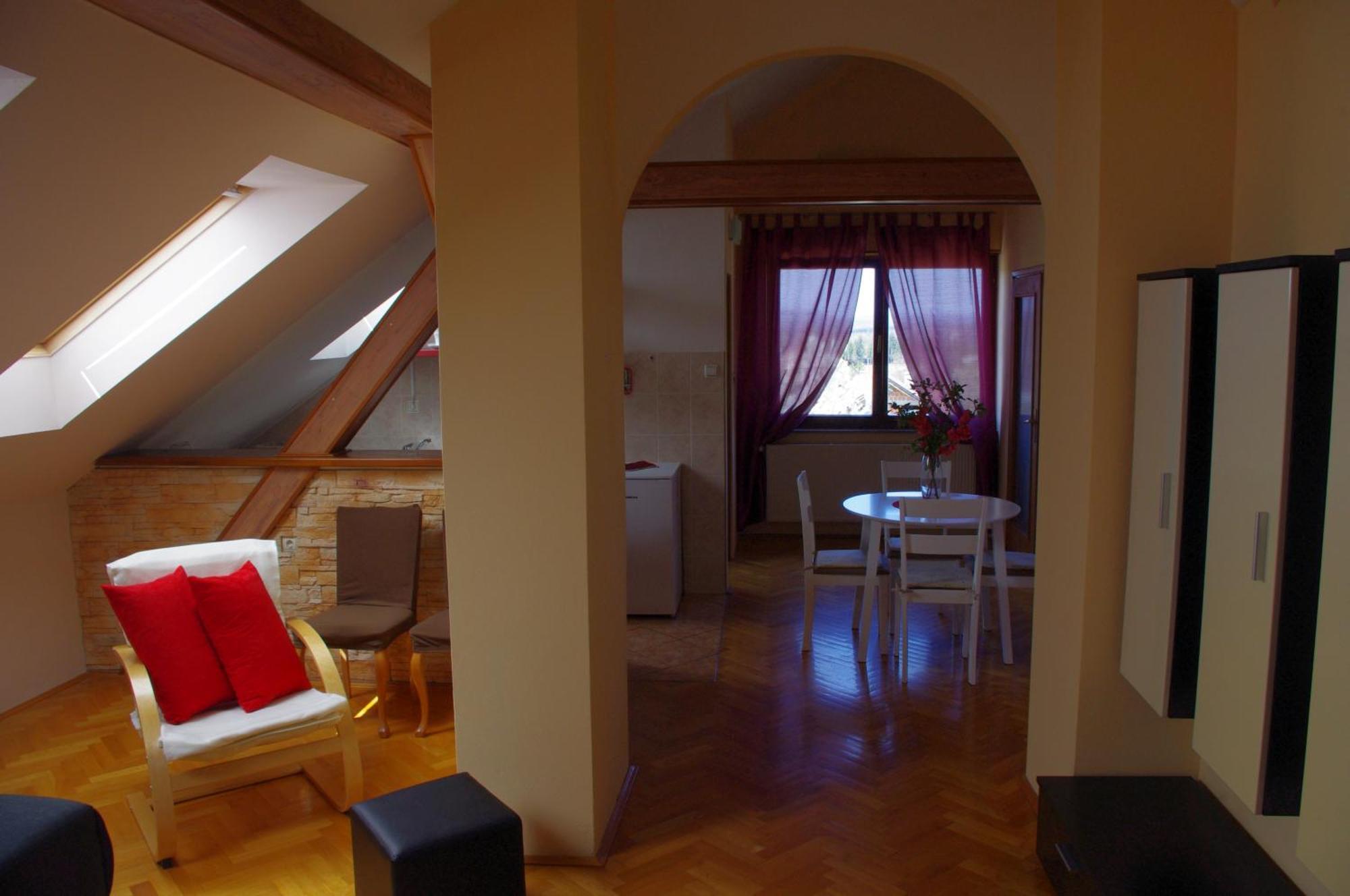 Apartment Tomy Slunj Zewnętrze zdjęcie