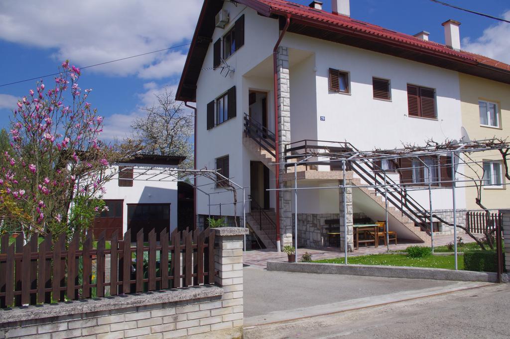 Apartment Tomy Slunj Pokój zdjęcie