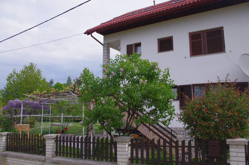 Apartment Tomy Slunj Zewnętrze zdjęcie